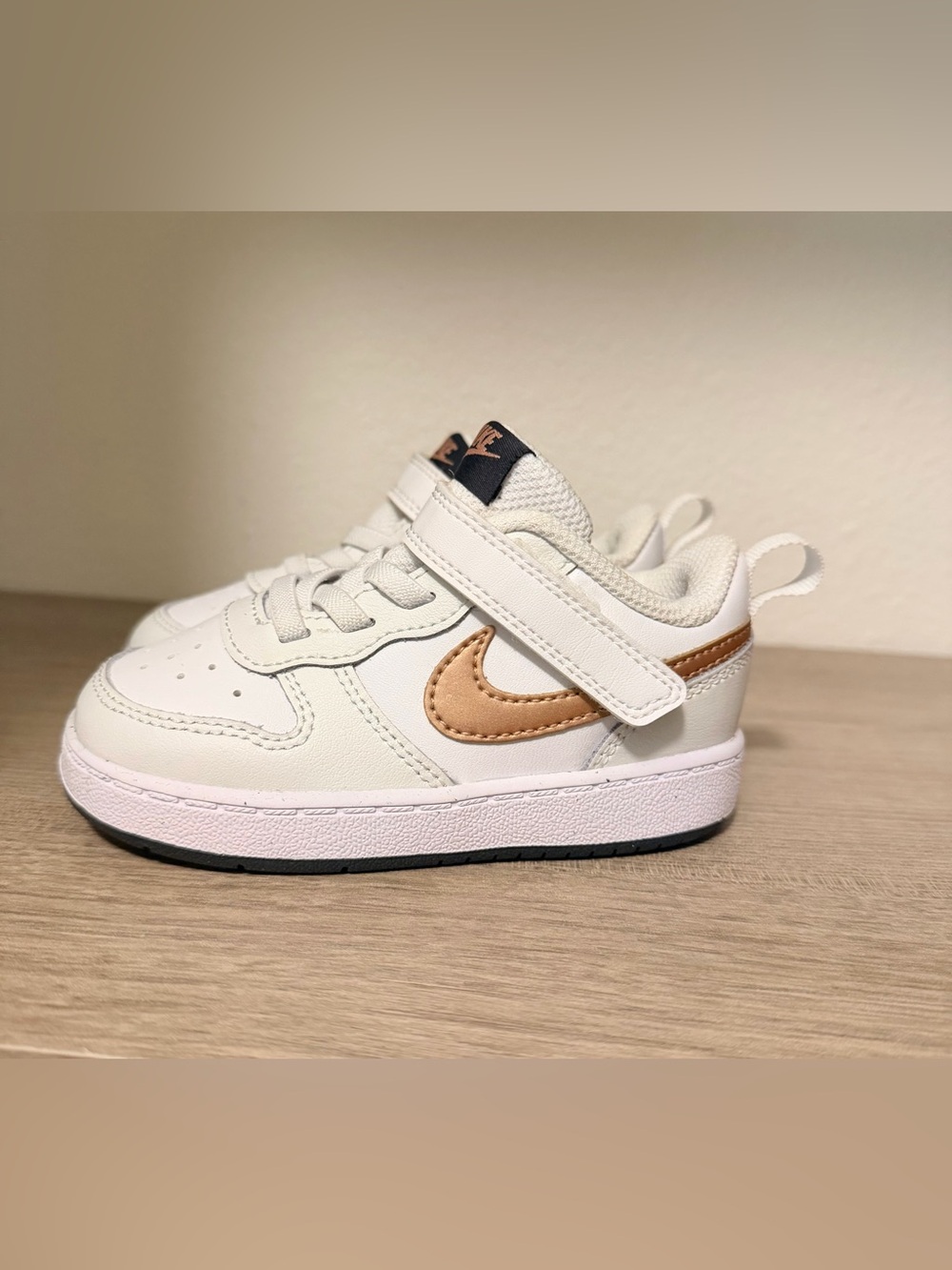 Nike Kids White and Metallic Rose Gold Low-Top Sneaker